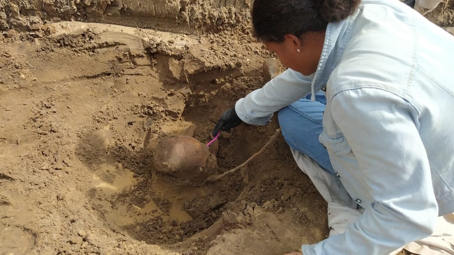 Remains of hunter-gatherers who lived 10,000 years ago have been found in Brazil