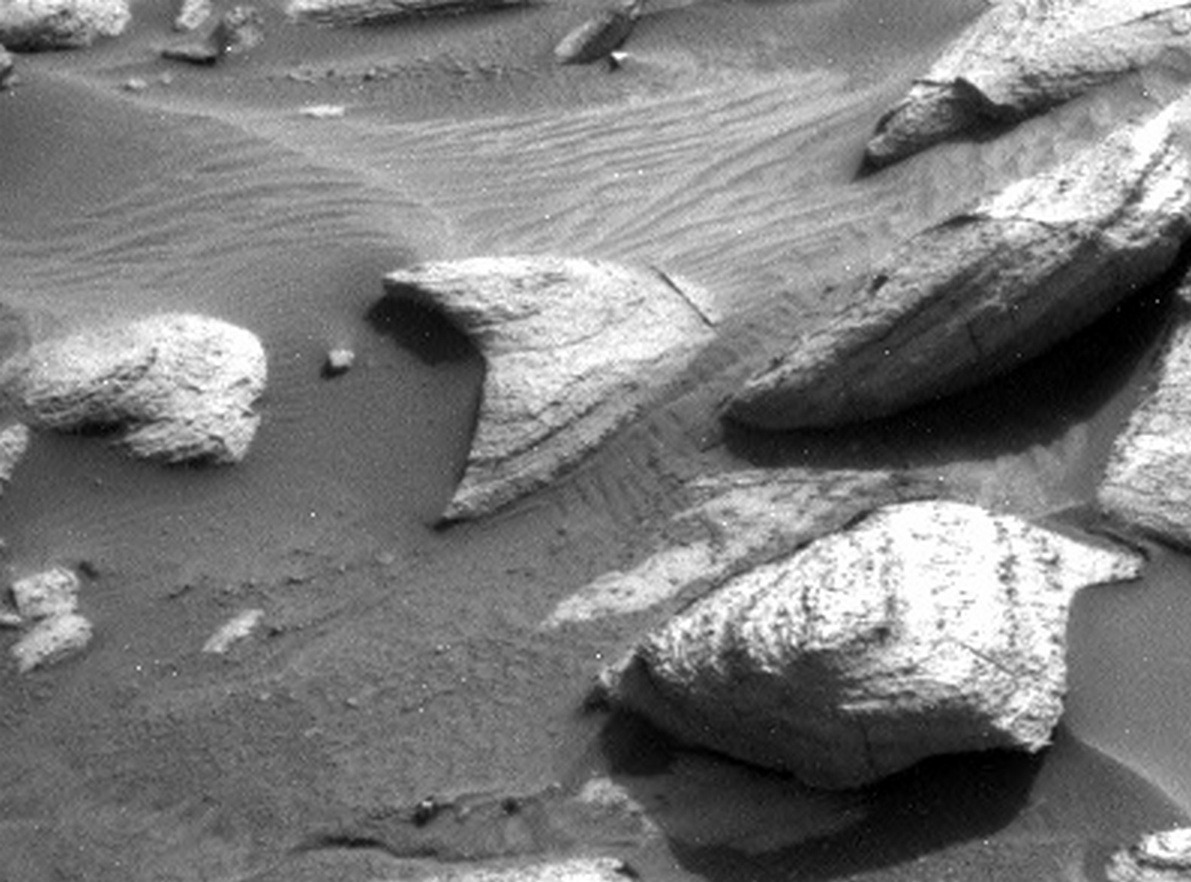 A NASA rover has found a Starfleet symbol from the Star Trek series on Mars